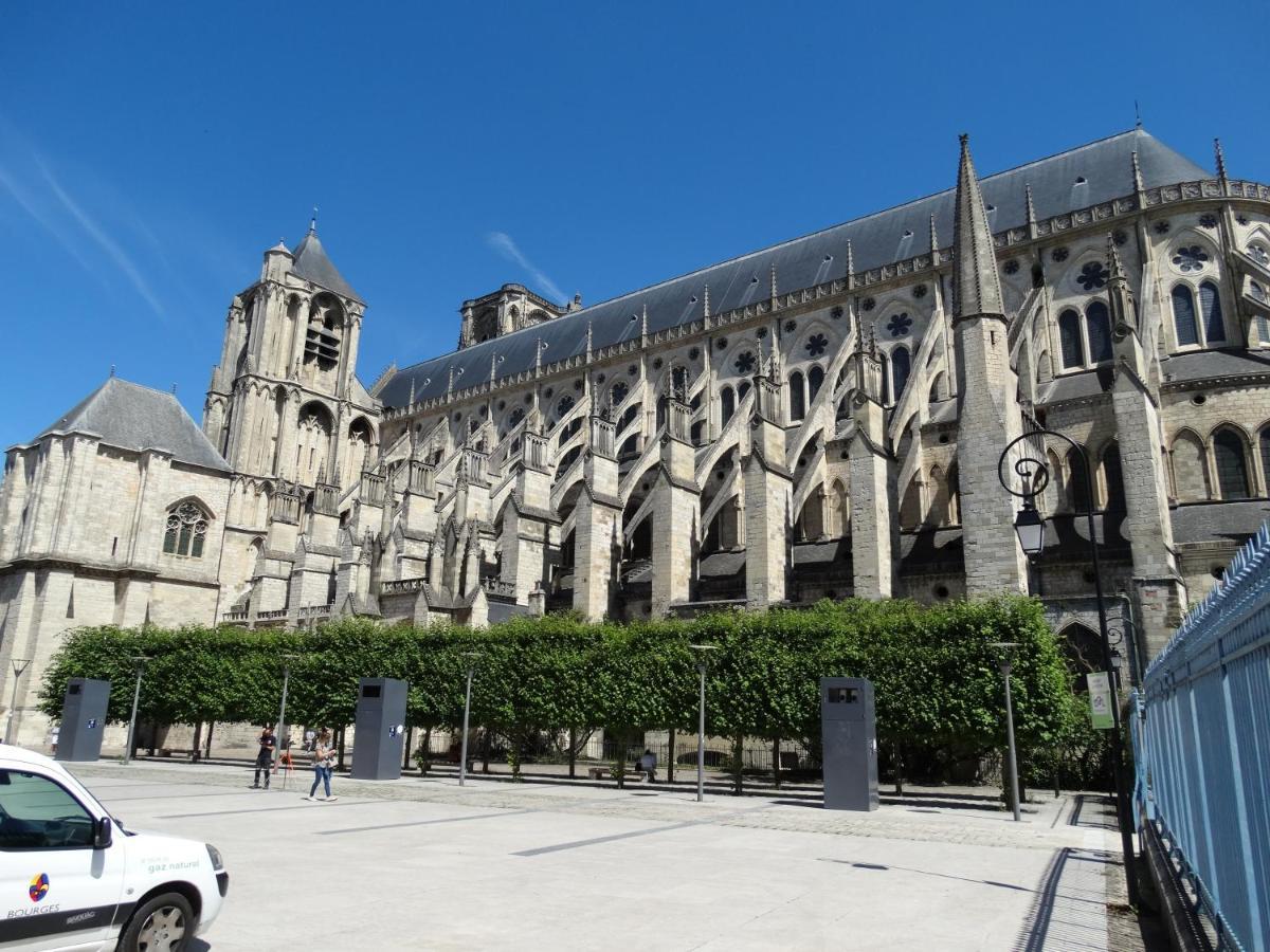 Appartement Coquet Centre Ville Filigrando Bourges Exterior foto
